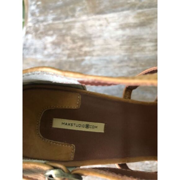 MAX STUDIO Hidden Platform Leather Brown Mary Janes Heels Sz 9.5 M - Picture 7 of 9